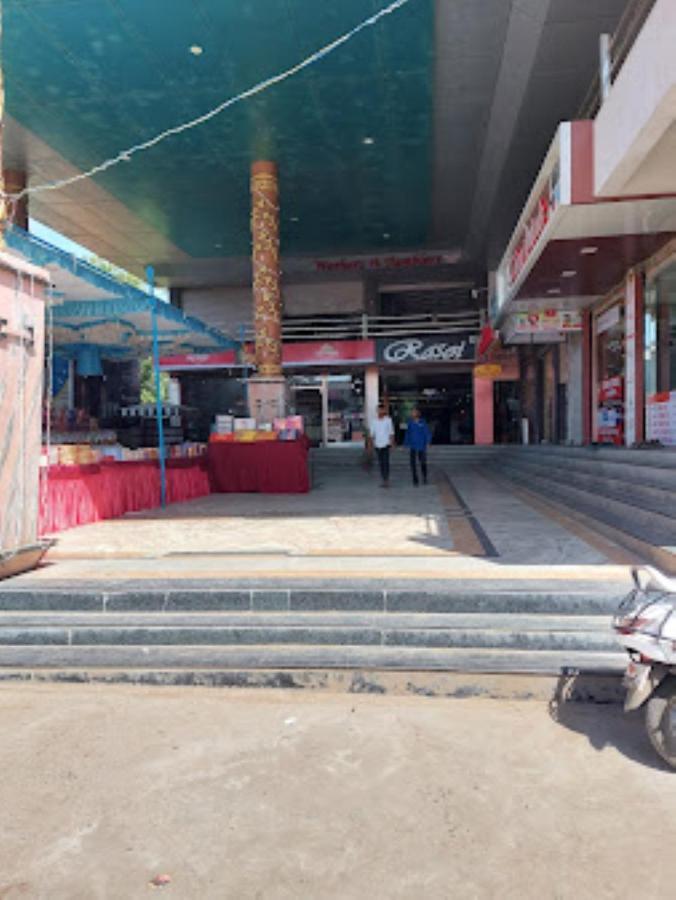 Hotel Shambhavi , Madhya Pradesh Betūl Kültér fotó
