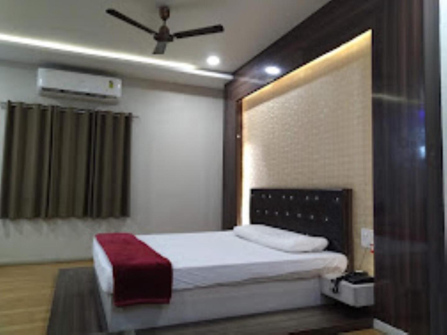 Hotel Shambhavi , Madhya Pradesh Betūl Kültér fotó